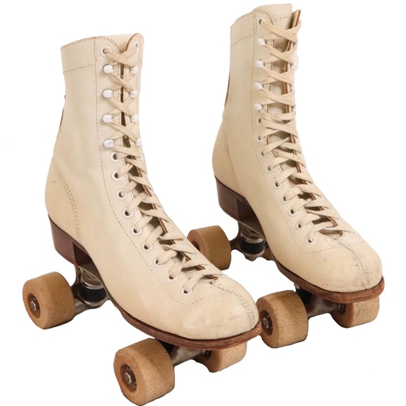 Vintage Chicago Wooden Wheel White Leather Roller Skates - Picture 1 of 11